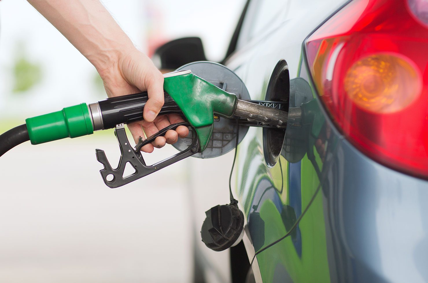 https://www.senwes.co.za/media/Global/images/Senwes/News/2022/05/petrol.jpg